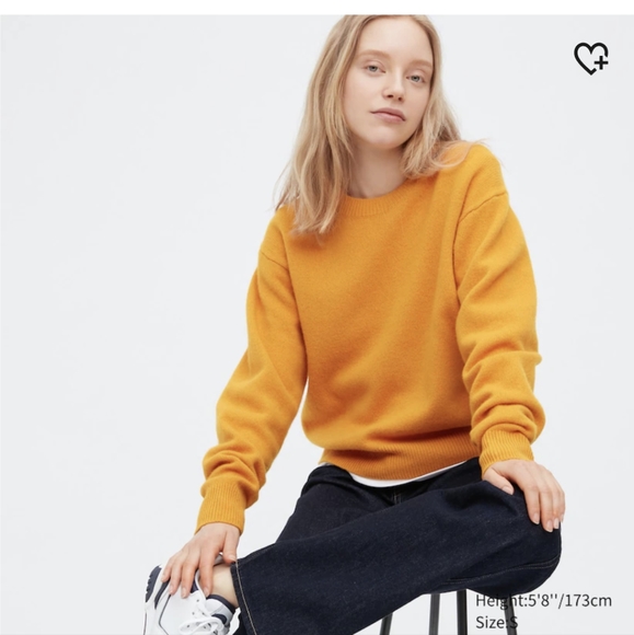 Uniqlo Mustard Yellow Lambswool Crew neck Sweater - Picture 1 of 4